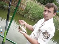 Кемер, карасики и форель с червя