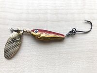 Морская рыбалка на Кипре: черви, блесны и злые поклёвки