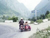 Белая скала и мотоцикл