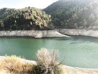 Аргака — красивая, но пустая дамба