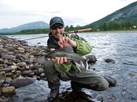 Дни хариусового прозрения на Гломме и поход к озеру без рыбы