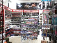 Рыболовный магазин в Эмиратах и ассортимент