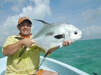 Пермит на мелях: спиннинг или нахлыст — дело вкуса