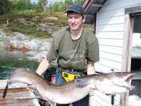 Хитра и Fjellvær Gjestegård: семья макрель и морская рыбалка с глубины