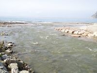 Анталия: шторм, разобранные пирсы и ракушка вместо железа