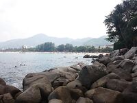 Карон быстро отучил меня бегать босиком по камням ради вечерней проводки