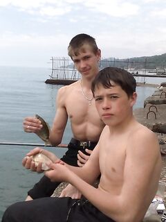 Мыс Видный, сочинский берег: смарида бодрит, султанка приловом идёт