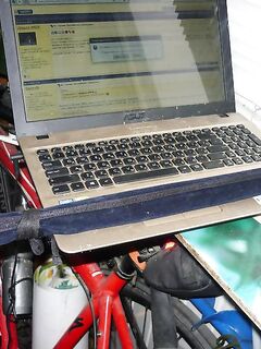 Кипр Кирения тревел-комплект: коротыш под самолёт и береговые свалы