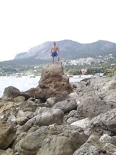 Новый Свет: структура дна как на берегу, в августе — кефаль с бомбардой