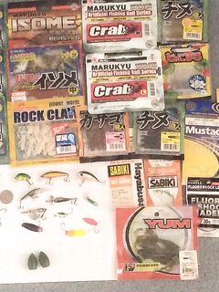 Подготовка к сезону в столице — разложил спиннинги, катушки, «чебурахи», жду посылки