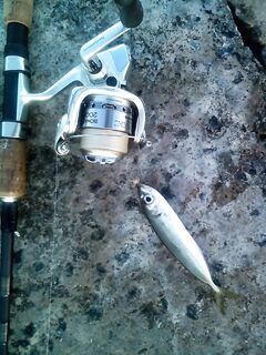 Севастополь, Песочная бухта 10–11 мая: отводной 5 г, Owner Slim №12 и первая «собачка»