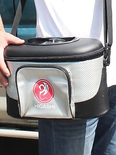 Полевой бокс-органайзер: доволен как слон, крышка с подпружиненной крышкой