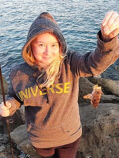 Чёрное море, семейный выезд и спор за спиннинг: тёплая вода, инжир и ерш с горбылем