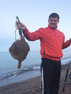 Смена погоды в Крыму: упор по ставриде, бонусы камбала и горбылёк, отпущены