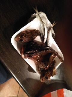 Ловля на пирсе в Николаевке: креветка и регулярные поклёвки, спокойная береговая прогулка