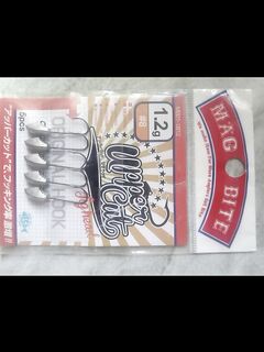 Головки и застёжки: набора на сезон хватало, стрейч-резина по ласкирю в топе