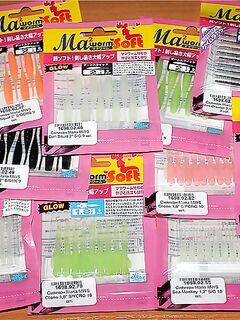 Стрейч — это мягкий и сильно тянущийся силикон: по цветам зашёл оранжевый