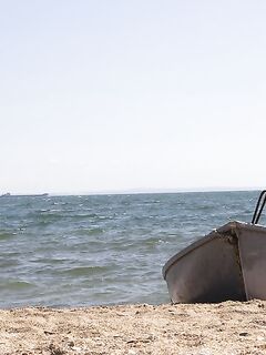 Керченский пролив в сентябре: штиль редок, полведра бычков и котлеты по классике