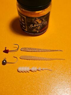 Морская рыбалка на Чёрном море: ставрида 0.6 г + силикон, барабуля 1.5 г скользящий