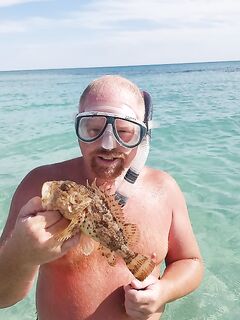 Морская рыбалка на Чёрном море: нырял с маской, сфоткал красавца и всех отпустил