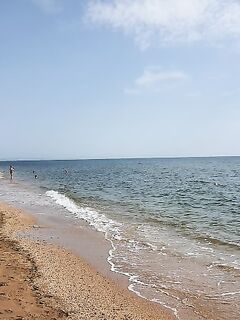 Крым, Керчь, Героевское: под водой хамса и бычки, просто купаюсь без охоты