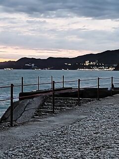 Накат и трава: скорпена с горбылём не оценили, думаю про Туапсе и луфаря на Паук