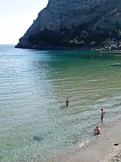 Тренировка бомбарды и ставка на кефаль: морская рыбалка у буны без поклёвок