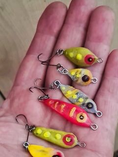 Красная блесна 3.5 г до темноты, потом бомбарды: вечерняя ставка на актив