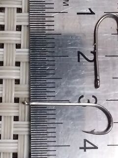 По горбылю — офсет или крупнее крючок: клюёт вместе с остальными