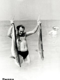 Ночной берег и волнорезы: рыбалка на Чёрном море без деталей, уточняем точку