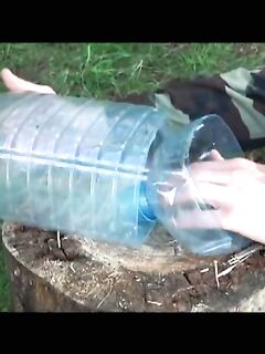 Насадка и прикормка: ловля креветок и мелких крабиков в бутыли с воронкой и камнем