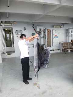 Кабо-Верде vs Ромпин: тролль, траулеры и «чистая» борьба с парусником