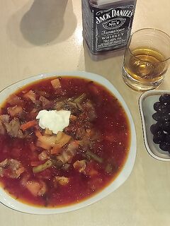 Рыбалка не пошла — зато борщ огонь: завтра снова к воде и без «бутылька» местного