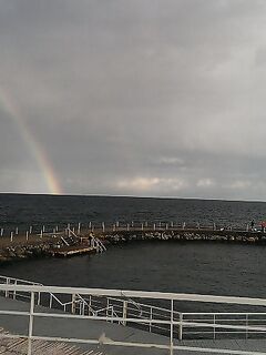 Клуб Корнаро, облагороженный пирс: ветер срывает заброс, минус любимый воблер