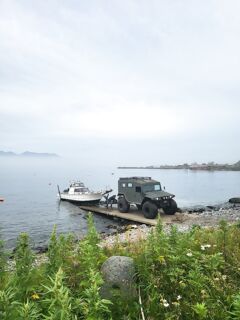 Итуруп, палтус с катера и ночные гольцы: как накат и туман меняют рыбалку