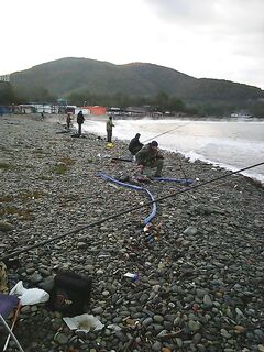 Прибойный заброс против карповиков и фидеров: сёрф 4.20 до 100 г похоронил дальнобой