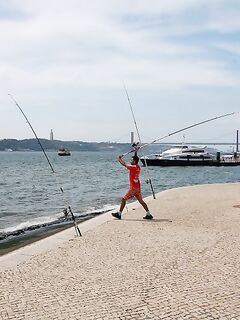 По дальности: надо докидывать до прибойной бровки - ищу подходящий сет