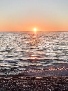 Гагра в октябре: прайсы на улице и в отелях, вода +24 — экскурсии и рыбалки рядом