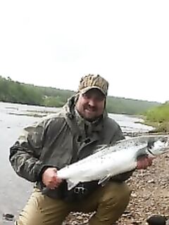 Четыре лицензии на каждого, оставили по две рыбы — «50% удачи», как ни крути