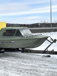 АЗС, карельские парни и «судно» не по погоде: Баренцево море не шутит