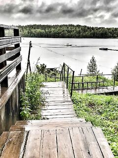 «Лестница смерти»: таскали дом, смеялись и ругались — но довезли