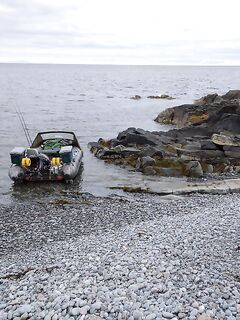 Кишкин 26.07–06.08: штормило и лило, но сказка — треска мелкая, камбала чуть; ягоды и морошка