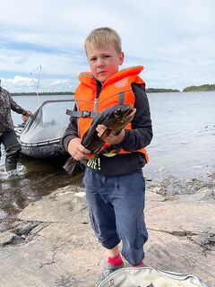 Рядом с Никольской: крупная брала до 10 м, больше помогал «главному»