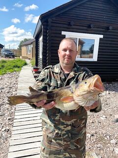 Глубины до 70 на выходе, но крупная шла с 35 — жара, вода +19 летом