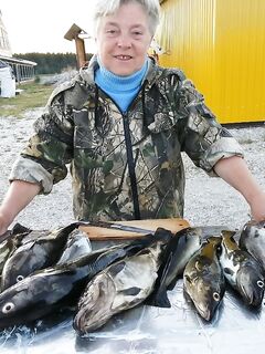 ГИМС проверял круги и документы, клев разошёлся на отливе вдоль берега