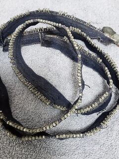 Морская соль съела стальной замок спасжилета за два сезона — меняю на крупный пластик