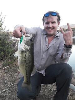 Поверхностные поклёвки и бонусные бассы