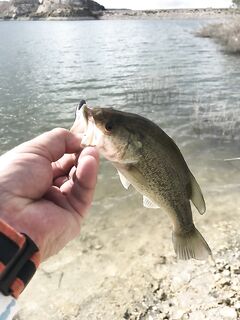 Эврету падает на 3 метра