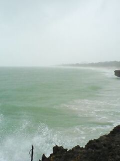 Куба осенью: шторм, канал и катамаран