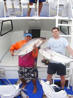 Амберджек под дождём и волны у Канкуна